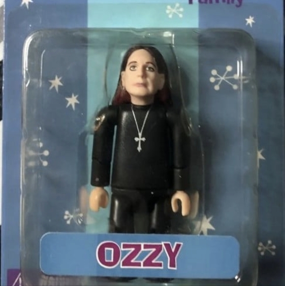 Smiti The Osbourne Family Ozzy Sharon Jack Kelly Figures - Picture 1 of 5